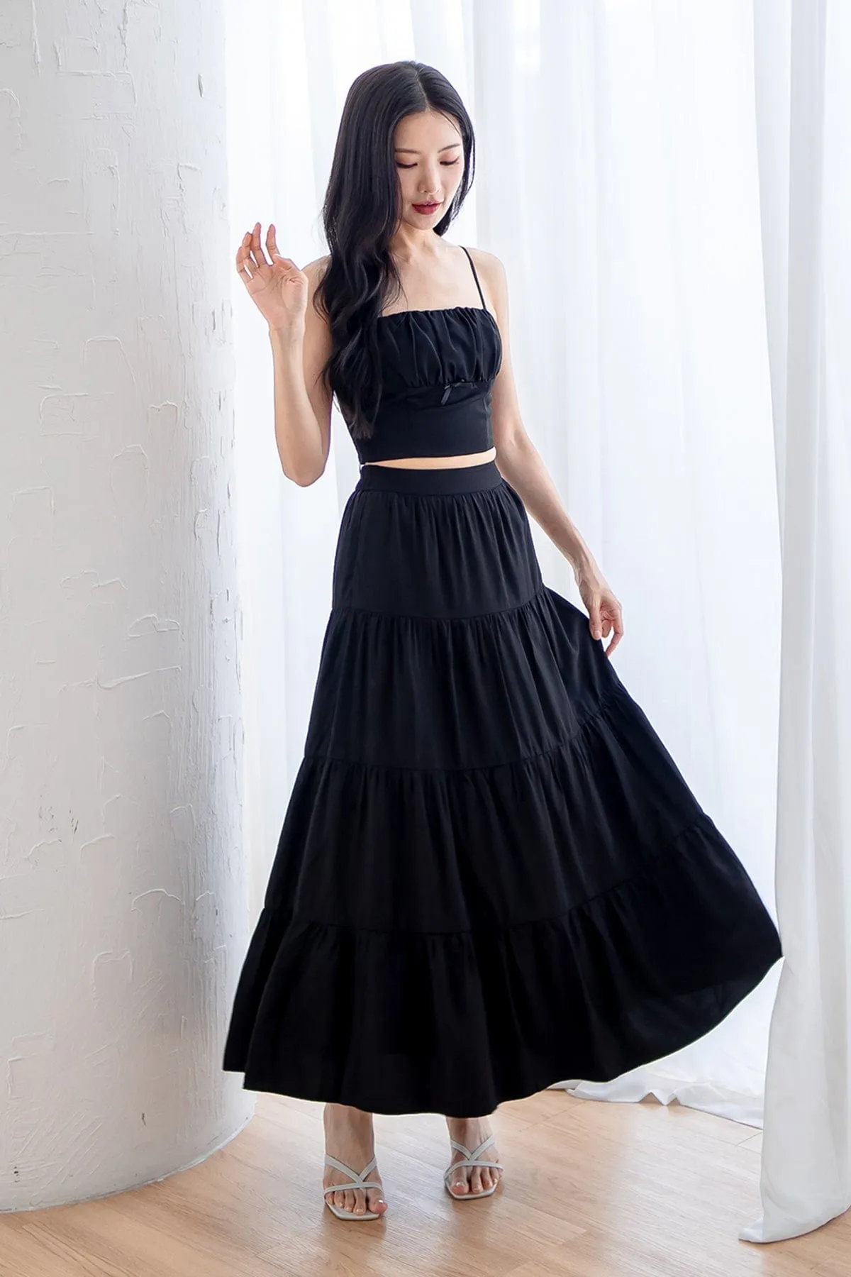 AMOR MAXI SKIRT IN BLACK