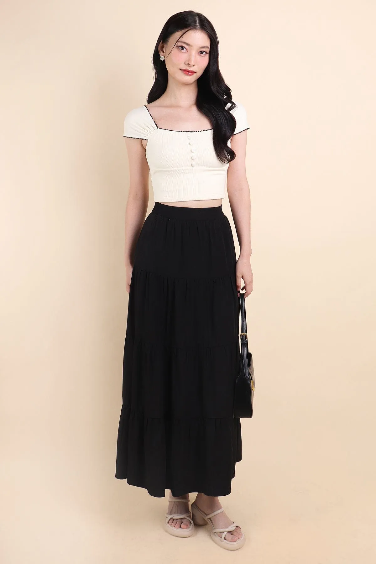 AMOR MAXI SKIRT IN BLACK