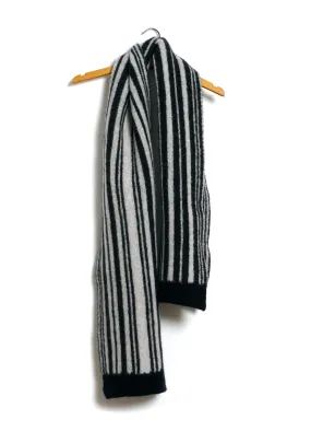 BARTH 28-09-9 | Knitted Jacquard Scarf | Barcode