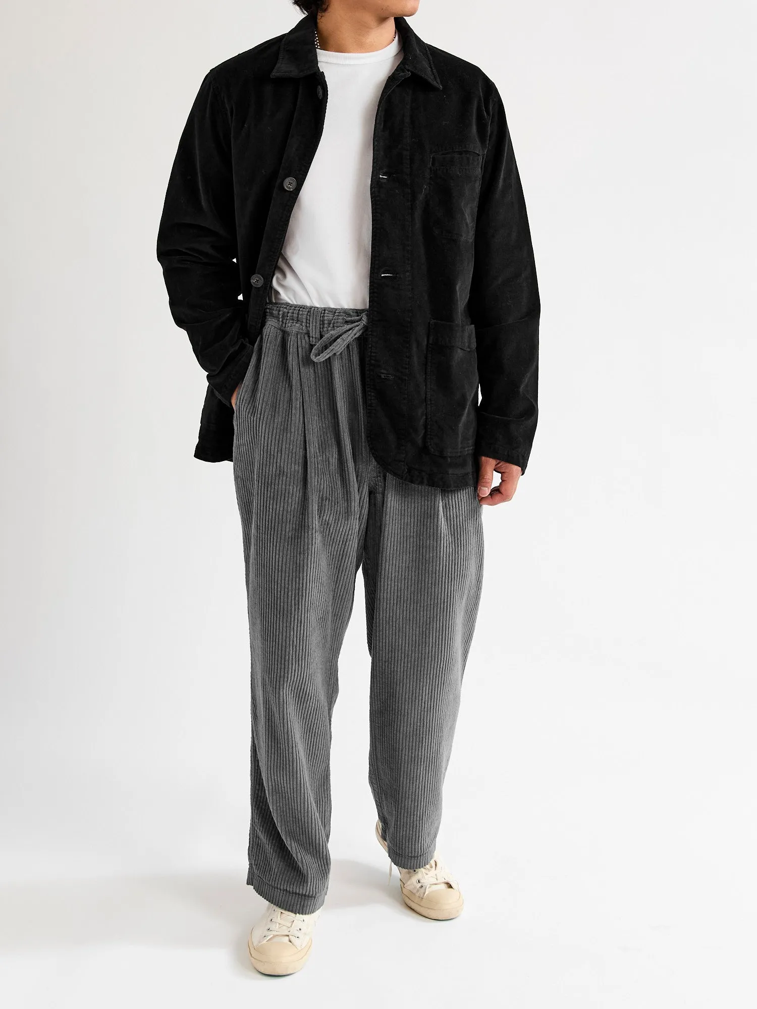 Doune Corduroy Pants in Charcoal Jumbo Cord