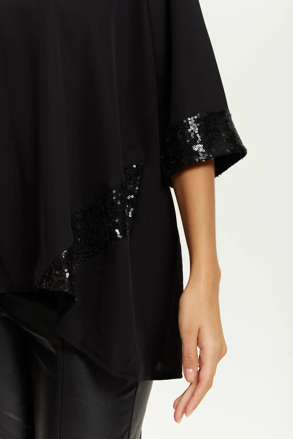 Hoxton Gal Oversized V Neck Sequin Detailed Satin Top