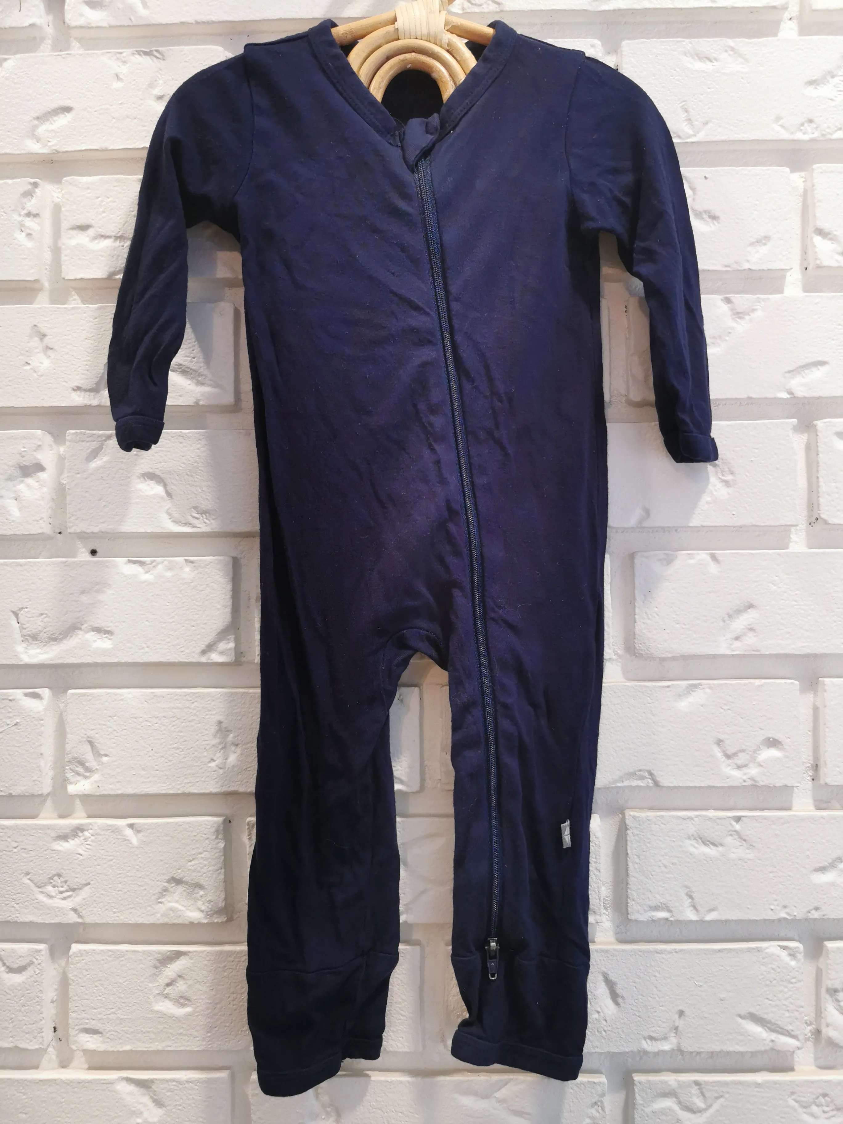 Kyte Baby Zippered Romper in Dark Blue (3-6)