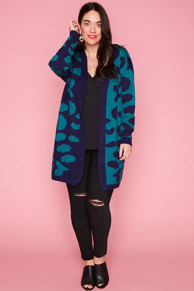 Lucy Teal Feels Cardi