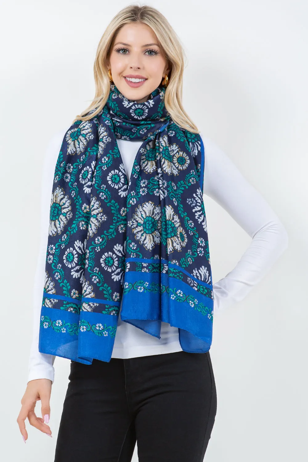 OP-4300 Floral Scarf