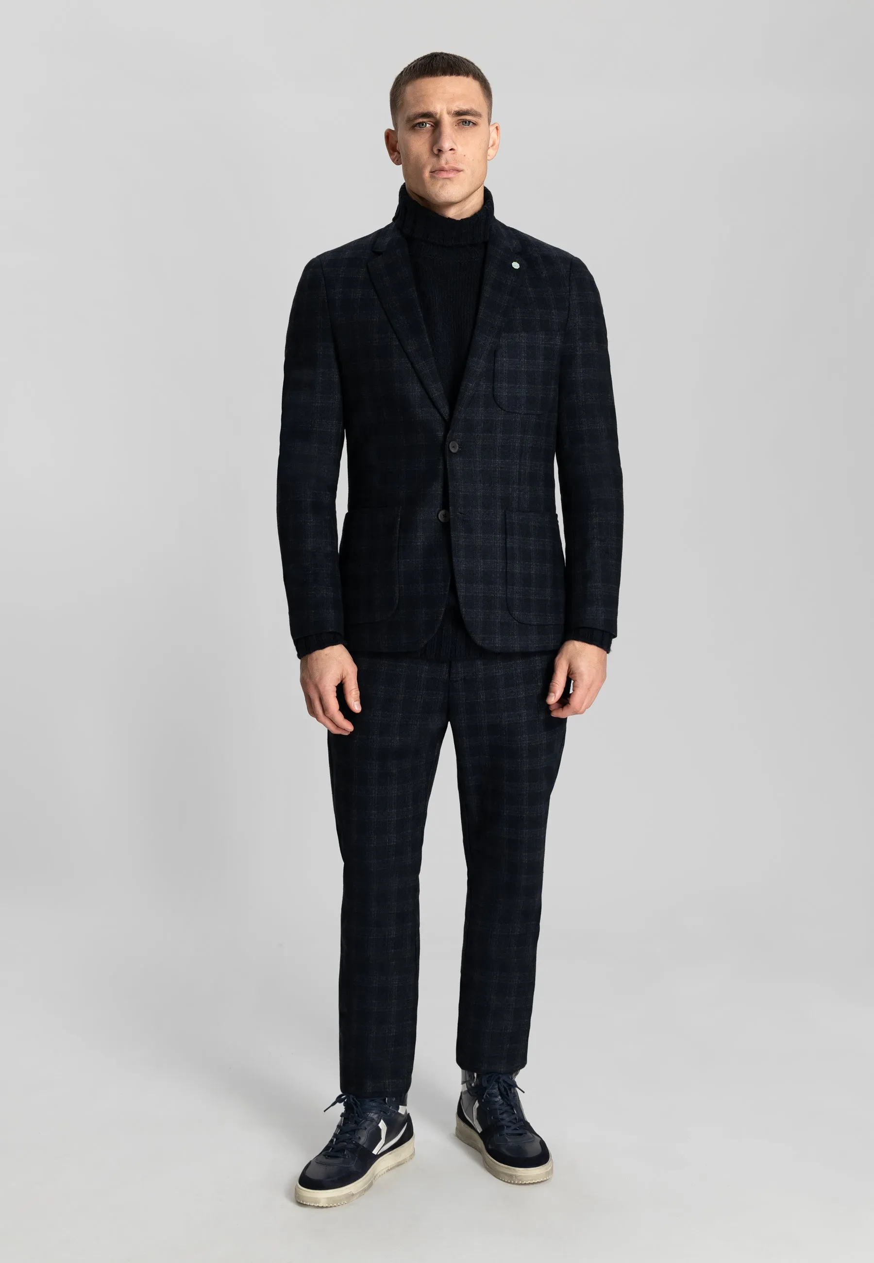 Shadow Checked Travel Blazer: Blue Nights